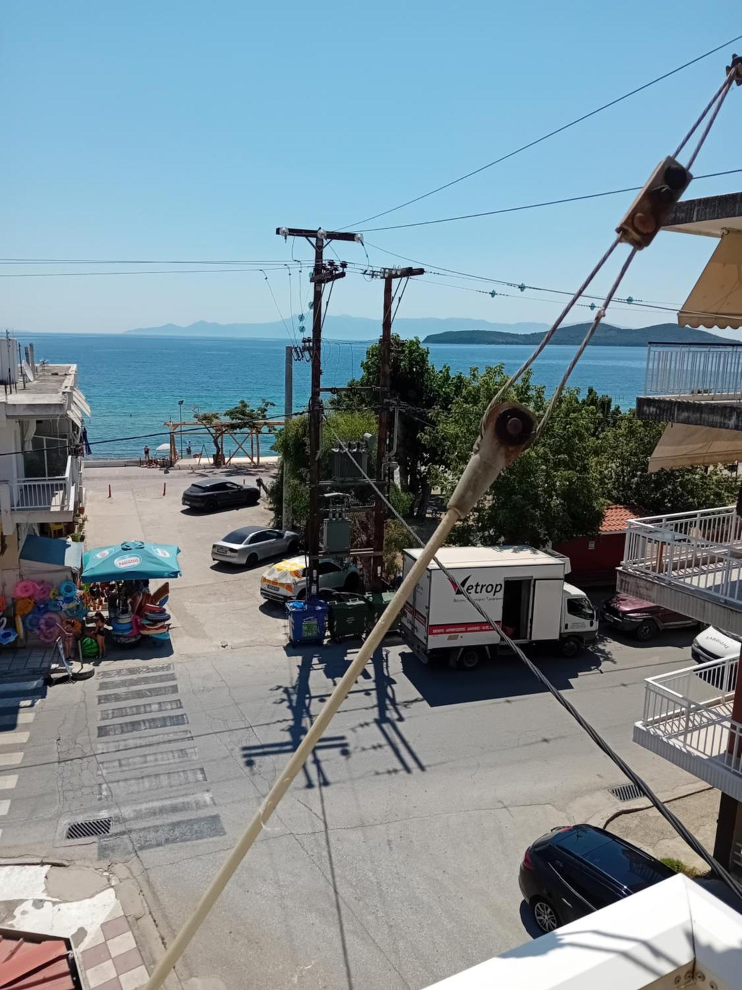 Sea Διαμέρισμα Néa Péramos Εξωτερικό φωτογραφία
